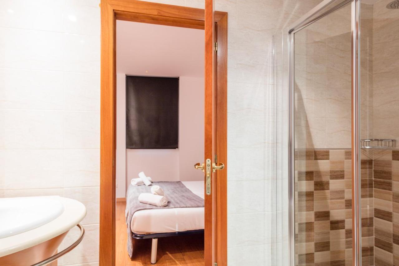 Habitat Apartments Carders Барселона Екстериор снимка