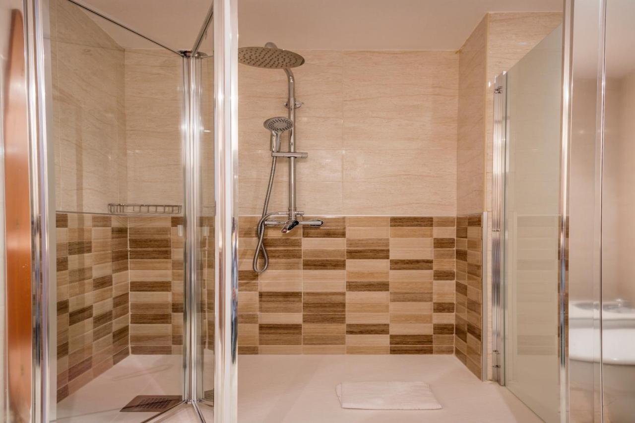 Habitat Apartments Carders Барселона Екстериор снимка